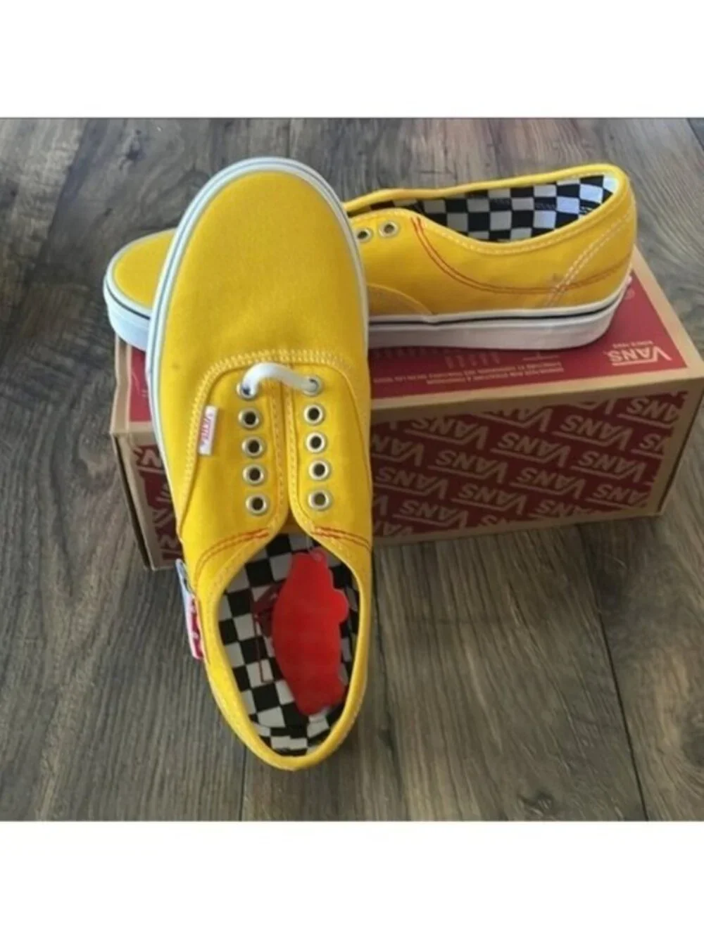 Vans Authentic HC DIY Women Size 5.5 Lemon Chrome Tag on Outside 0826